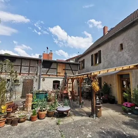 Weinberghaus Von Annett Und Peterle * Naumburg (Saale)